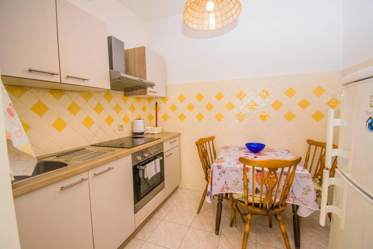 Apartments Anita Near Opatija With Private Parking Matulji Exterior foto