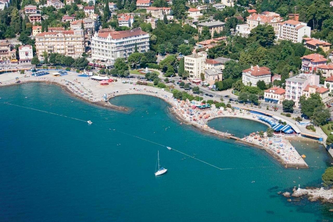 Apartments Anita Near Opatija With Private Parking Matulji Exterior foto